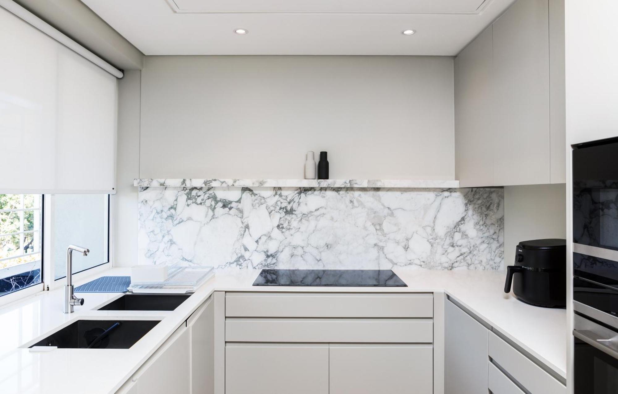 401 Dovenby Cape Town